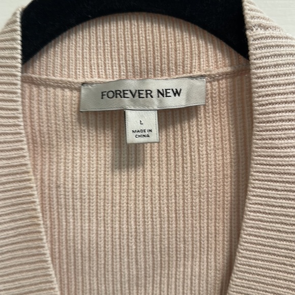 SOLD 🩷🩷 Knit cardigan from Forever New size large - Picture 3 of 3